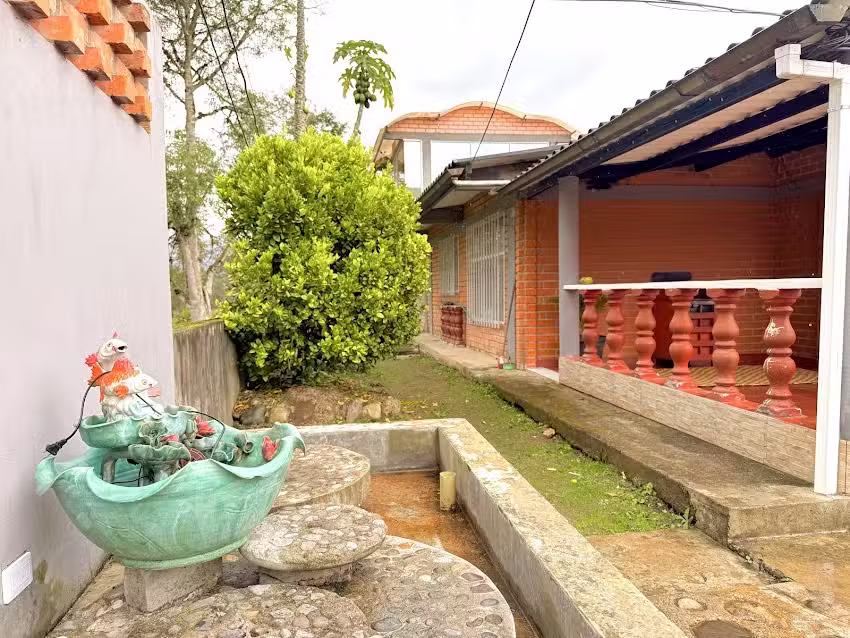 Caba&ntilde;a Natural Col&oacute;n