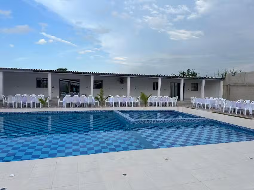 Caba&ntilde;a Para&iacute;so Campestre