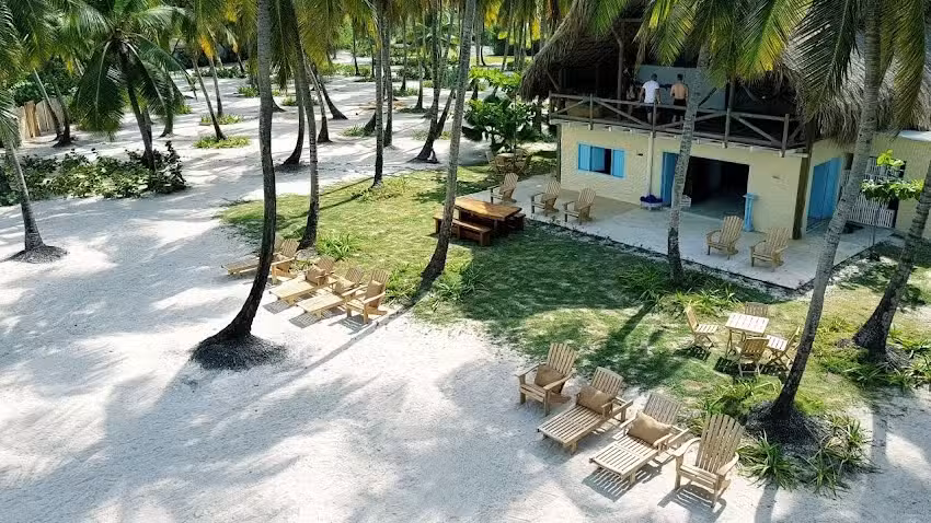 Caba&ntilde;a Restaurante Coco Beach