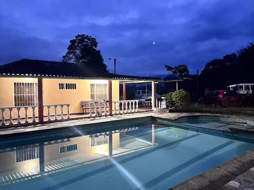 Caba&ntilde;a Rojas Peralta