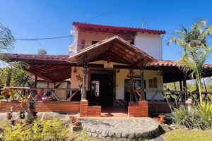 Cabaña San Esteban, Mogotes, Santander