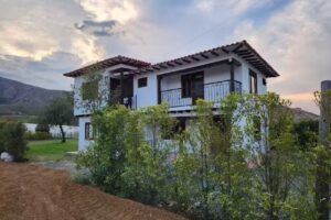 Caba&ntilde;a Santalis