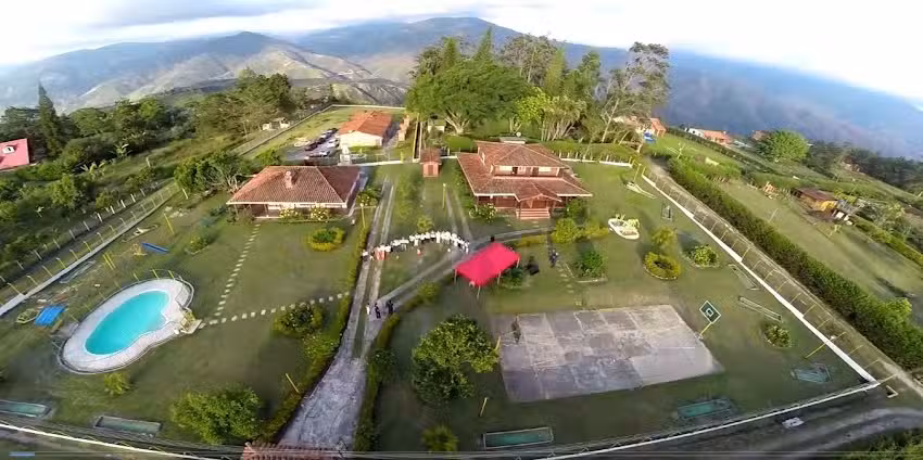 Caba&ntilde;as Altamira 5 Etapa