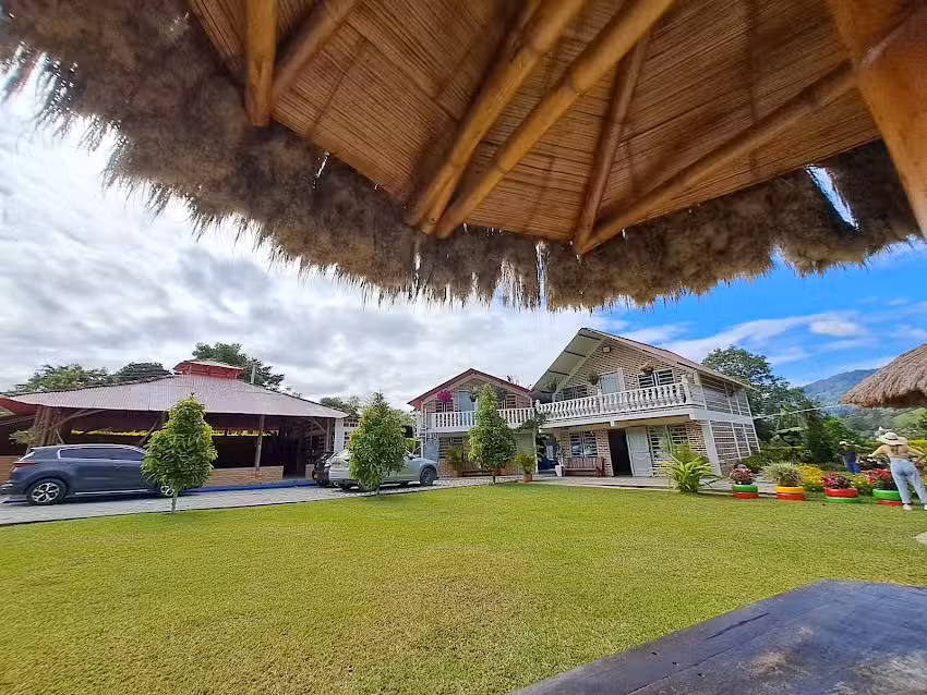 Caba&ntilde;as Amal&uacute;