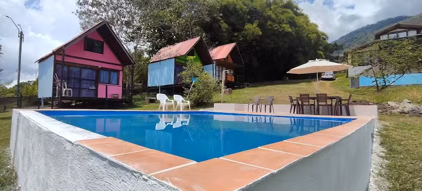 Caba&ntilde;as Buena Vista Lago Calima