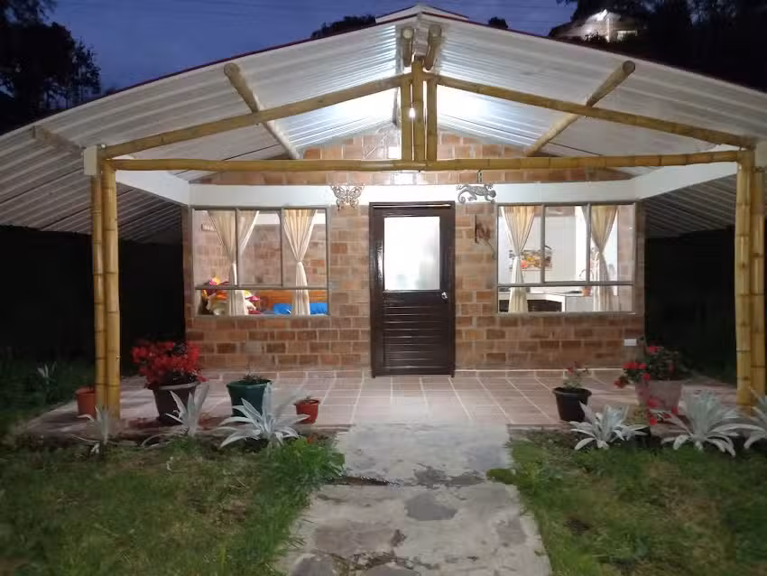 Caba&ntilde;as campo verde la cocha