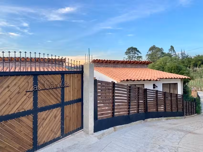 Caba&ntilde;as Casa Floral Marinilla
