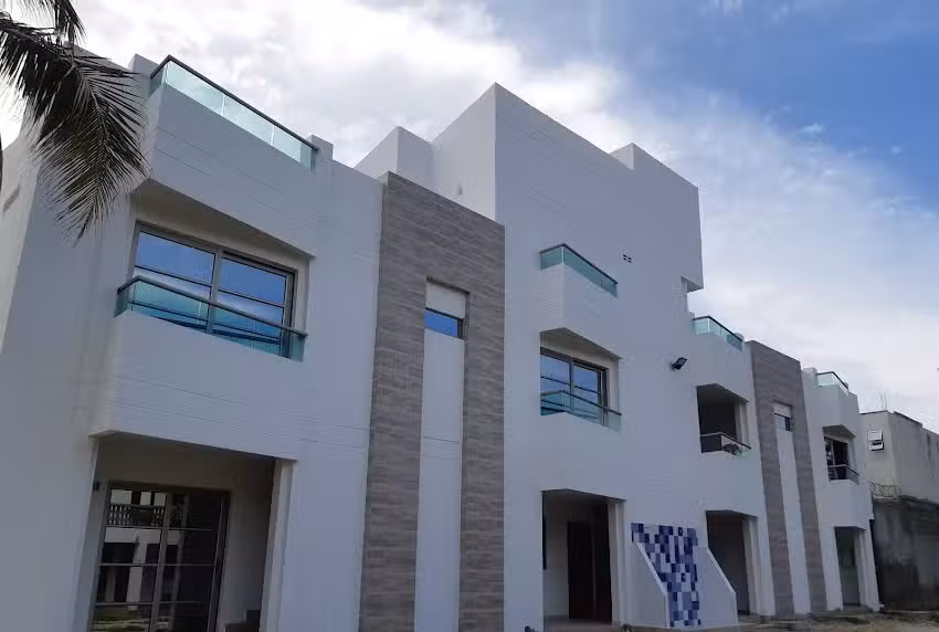 Caba&ntilde;as copacabana beach