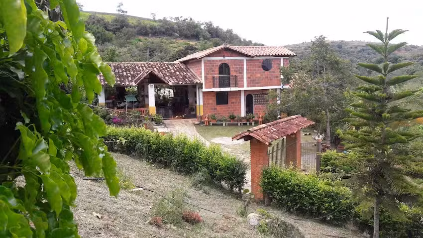 Caba&ntilde;as El Morti&ntilde;o