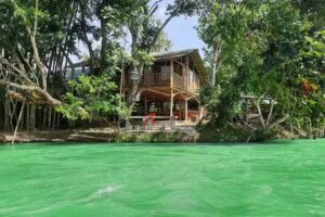 Caba&ntilde;as el Pescador George Rio la Miel