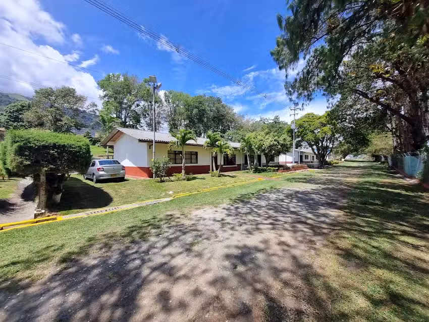 Caba&ntilde;as EPSA &ndash; Palermo