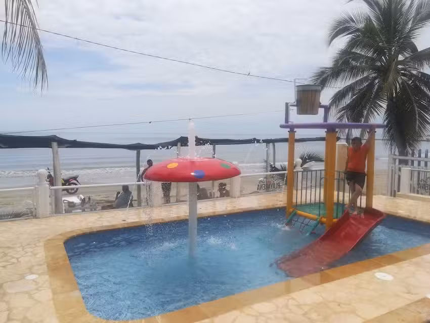 Caba&ntilde;as Gloria Paola