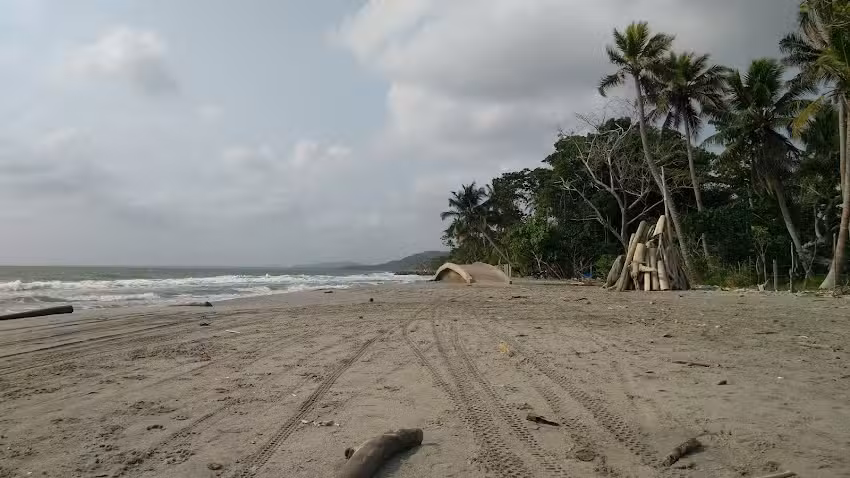 Caba&ntilde;as La Boquita
