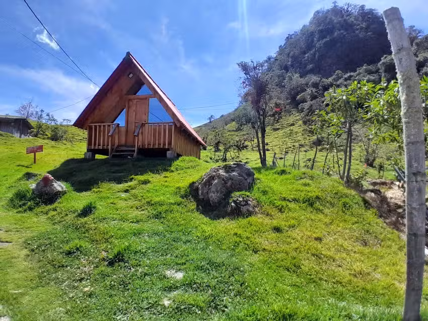 CABA&Ntilde;AS LA CHILITA (termales Salinas)