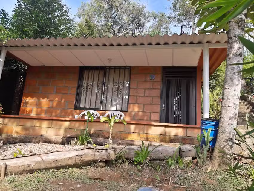 Caba&ntilde;as La Honda