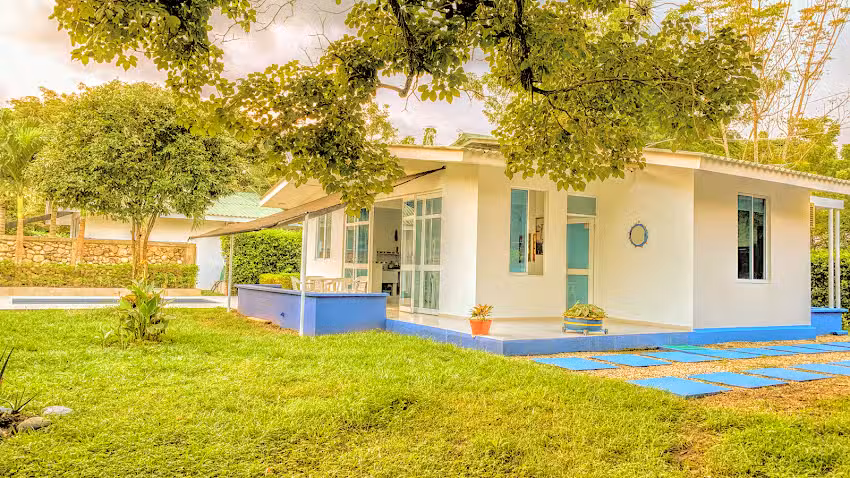 Caba&ntilde;as Laguna Vieja Yopal