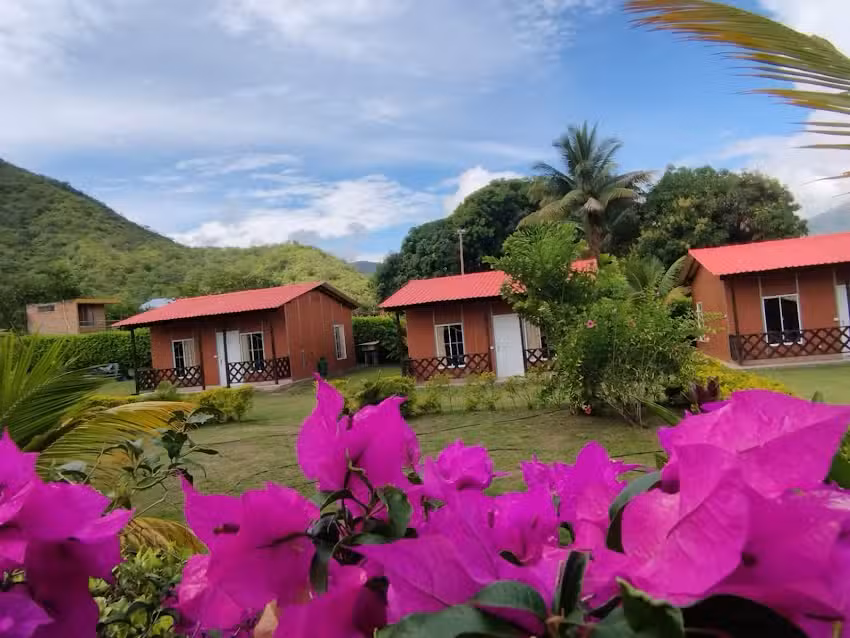 Caba&ntilde;as Las Heliconias