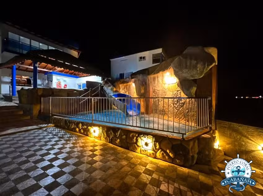 Caba&ntilde;as Puerto Coral