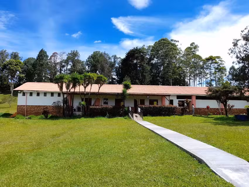 Caba&ntilde;as Rionegro Aerocivil