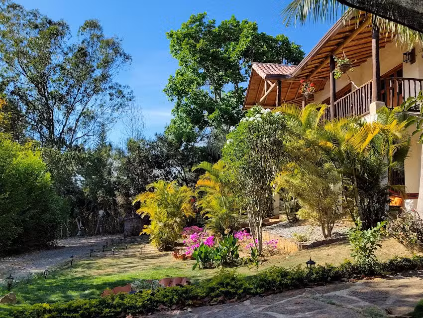 Caba&ntilde;as villa Macondo