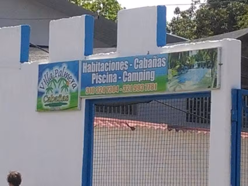 Caba&ntilde;as Villa Palmera