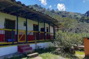 Caf&eacute; & Caba&ntilde;as Casa Blessing