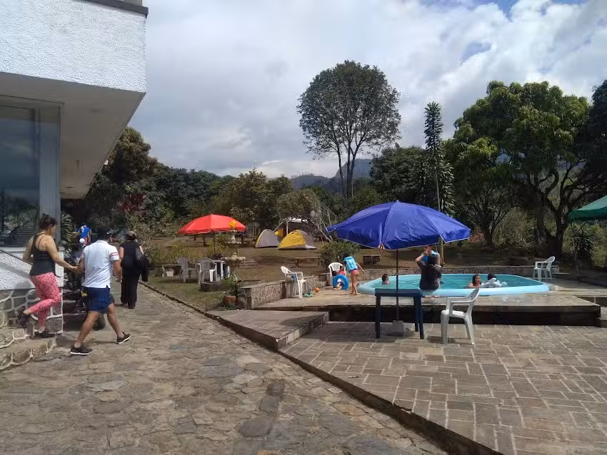 Camping Travesuras La Pradera
