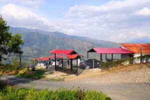 Camping y caba&ntilde;a vista hermosa