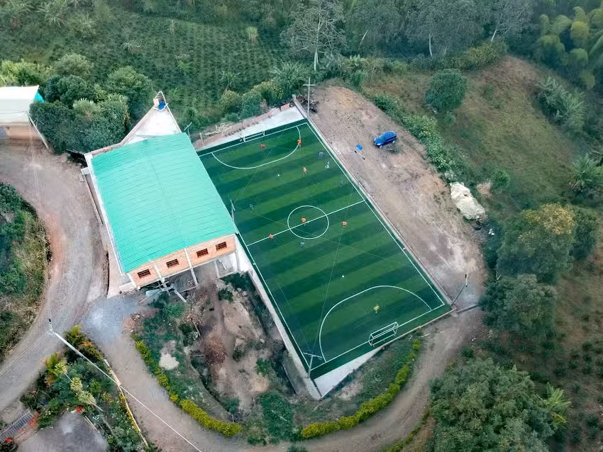 cancha sint&eacute;tica villa monaco