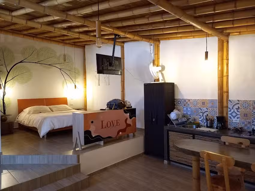 Carmelino Cama Y Vino