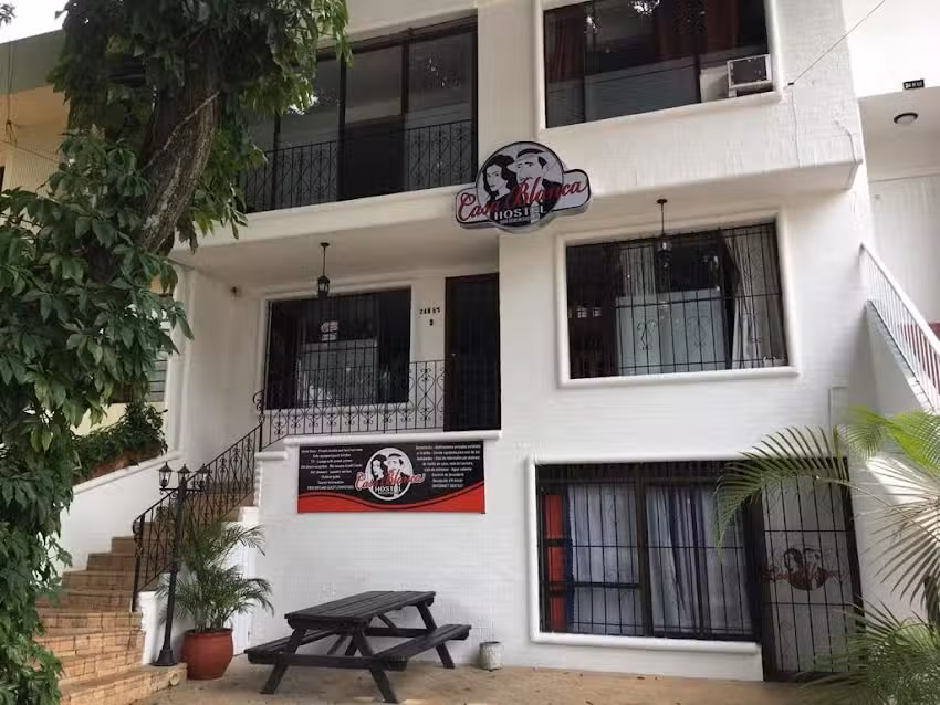 Casa Blanca Hostel