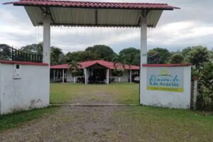 CASA CAMPESTRE RINC&Oacute;N DE LAS ACACIAS