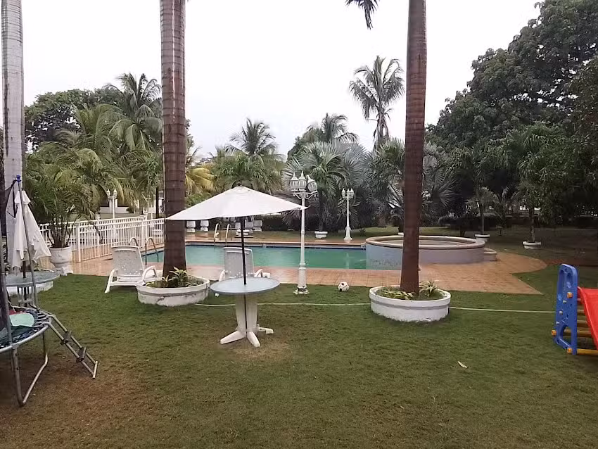 Casa Campo Nuevo Para&iacute;so