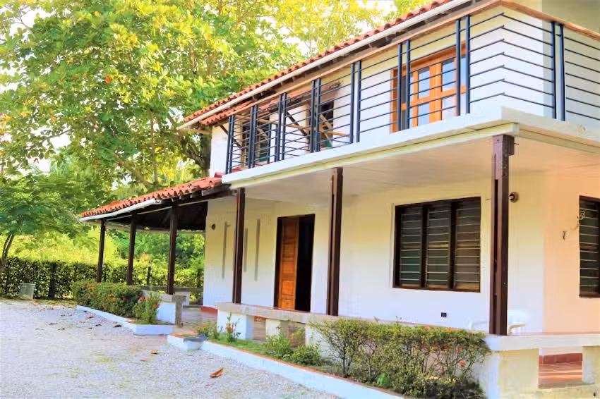 Casa de playa Villa Laura, cerca a Cove&ntilde;as