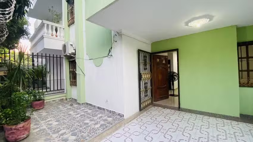 Casa Delia Rosa Hostal