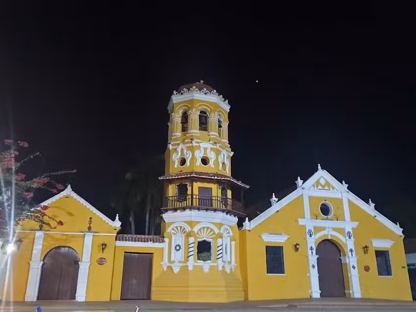 Casa Mompox Tres Cruces