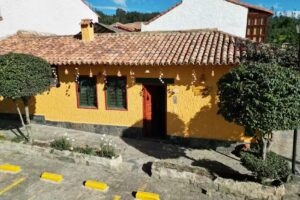 Casa Mostaza Pueblito Boyacense