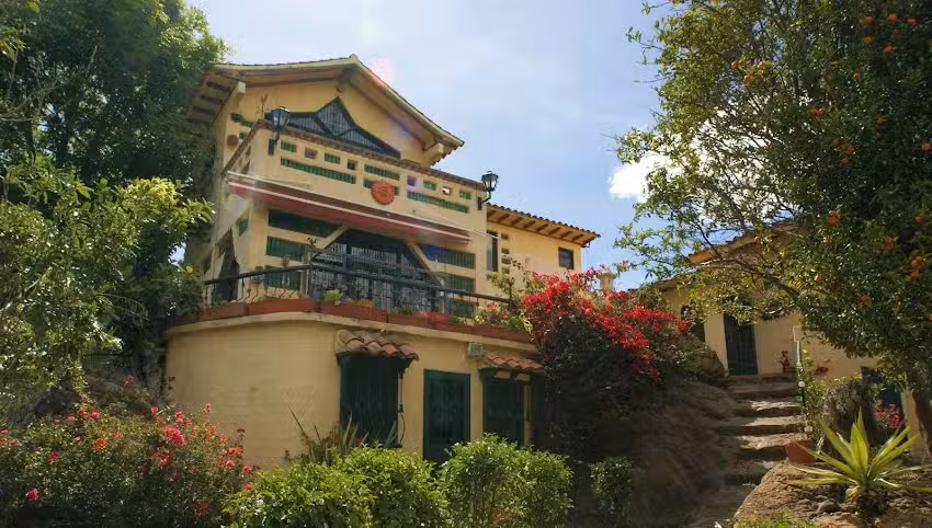 Casa Realidad y Ensue&ntilde;o