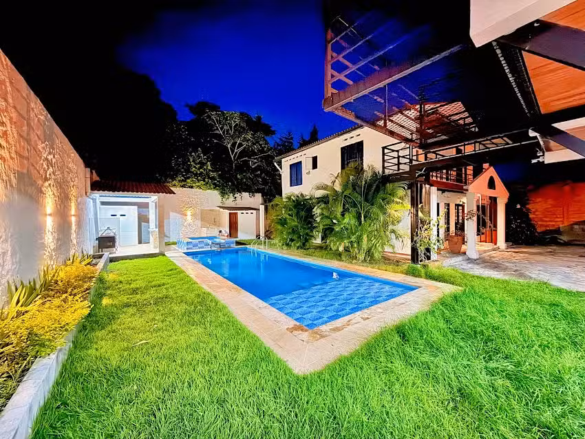 Casa Santa Luc&iacute;a