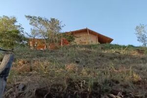 Casa Tierra, el Caracol&iacute;