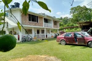 Casa Vacacional CasaBlanca Sasaima