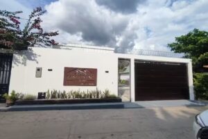 Casa Verano Luxury Los Prados Primer Sector KL 5. Girardot/Tocaima