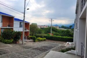 Casas vacacionales en Anapoima, Condominio con Piscina