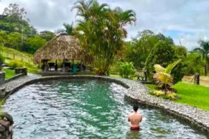 Castillo El Mes&oacute;n De La Sierra
