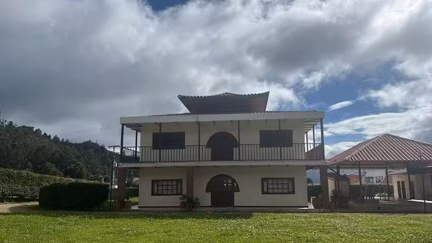 Centro Campestre Dinast&iacute;a