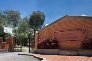 Centro de Eventos Salazar y Herrera &ndash; La Rondalla