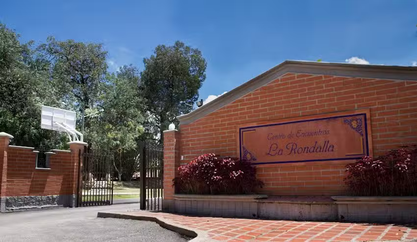 Centro de Eventos Salazar y Herrera &ndash; La Rondalla