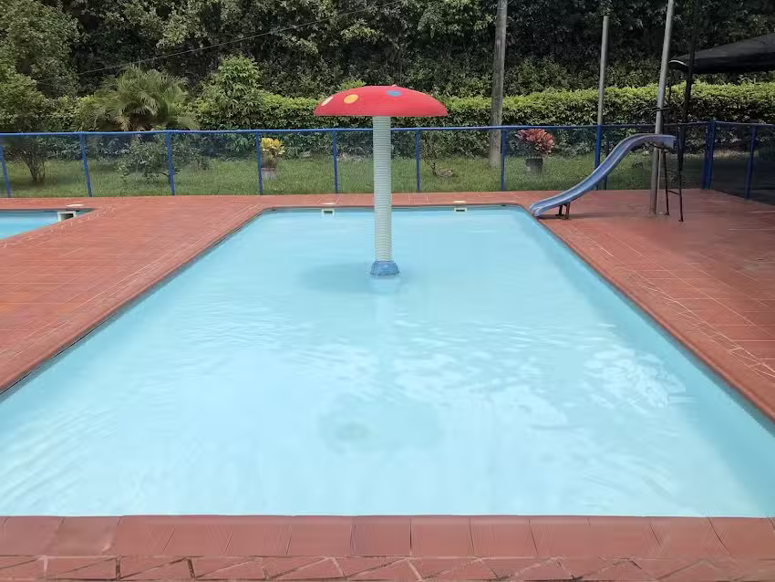 Centro Recreacional Guaduales