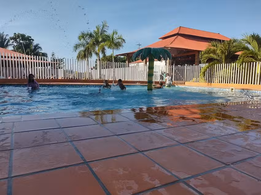 Centro Recreacional Itti Take