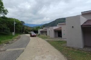 Centro Vacacional Apulo, Polic&iacute;a Nacional